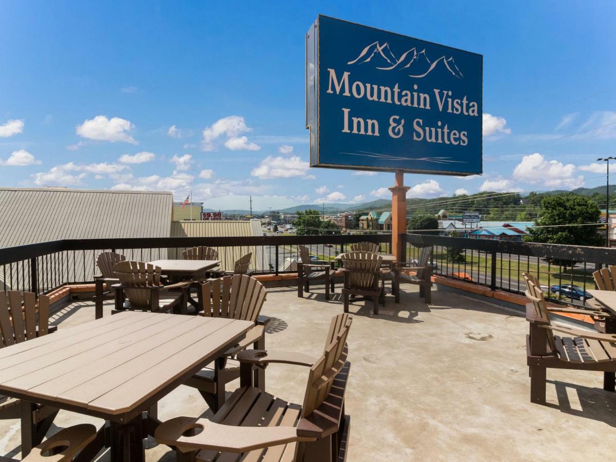 Mountain Vista Inn & Suites - Parkway Pigeon Forge Exterior photo